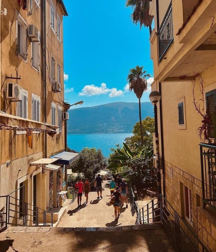Apartment Tarita ヘルツェグ・ノヴィ エクステリア 写真