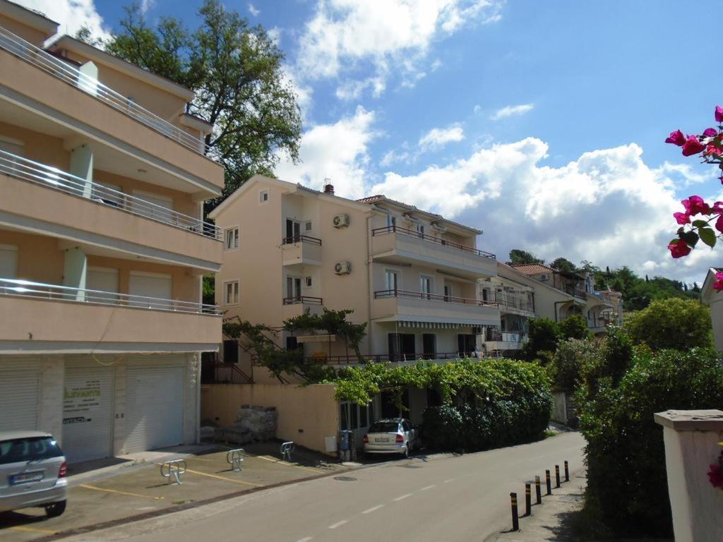 Apartment Tarita ヘルツェグ・ノヴィ エクステリア 写真